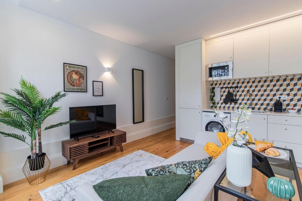 Rodrigues De Freitas 391 By Lovelystay Porto Bagian luar foto
