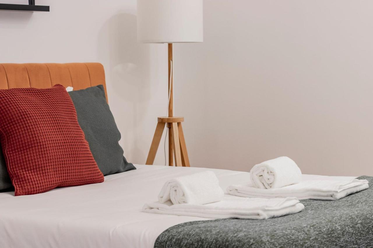 Rodrigues De Freitas 391 By Lovelystay Porto Bagian luar foto