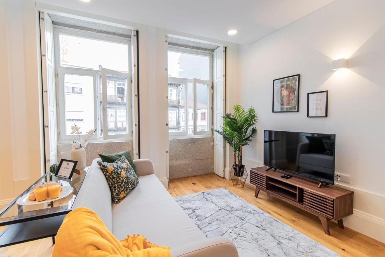 Rodrigues De Freitas 391 By Lovelystay Porto Bagian luar foto