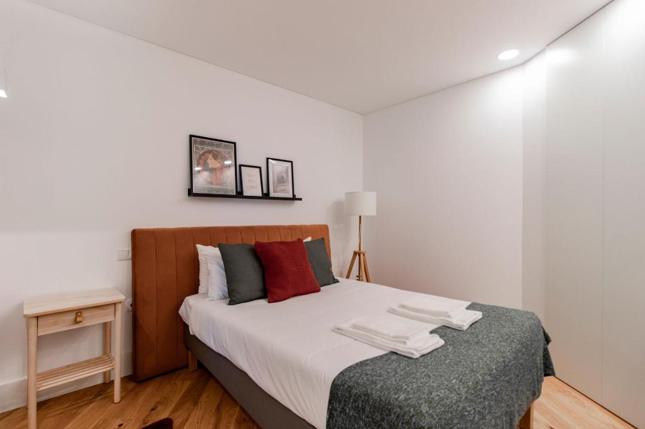 Rodrigues De Freitas 391 By Lovelystay Porto Bagian luar foto